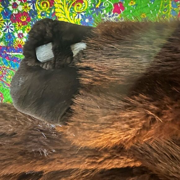 Pristine Condition Vintage Ceresnie and Offen Fur Coat ~Beaver - Picture 7 of 10